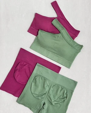 خرید انلاین ست ورزشی زنانه نیم تنه یقه رومی با شورتک پشت چین دار در فروشگاه قرتی کوچصفهان