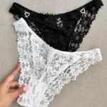 خرید شورت گیپوری استیکردار