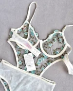 بادی ارونا با طرح گل آبی