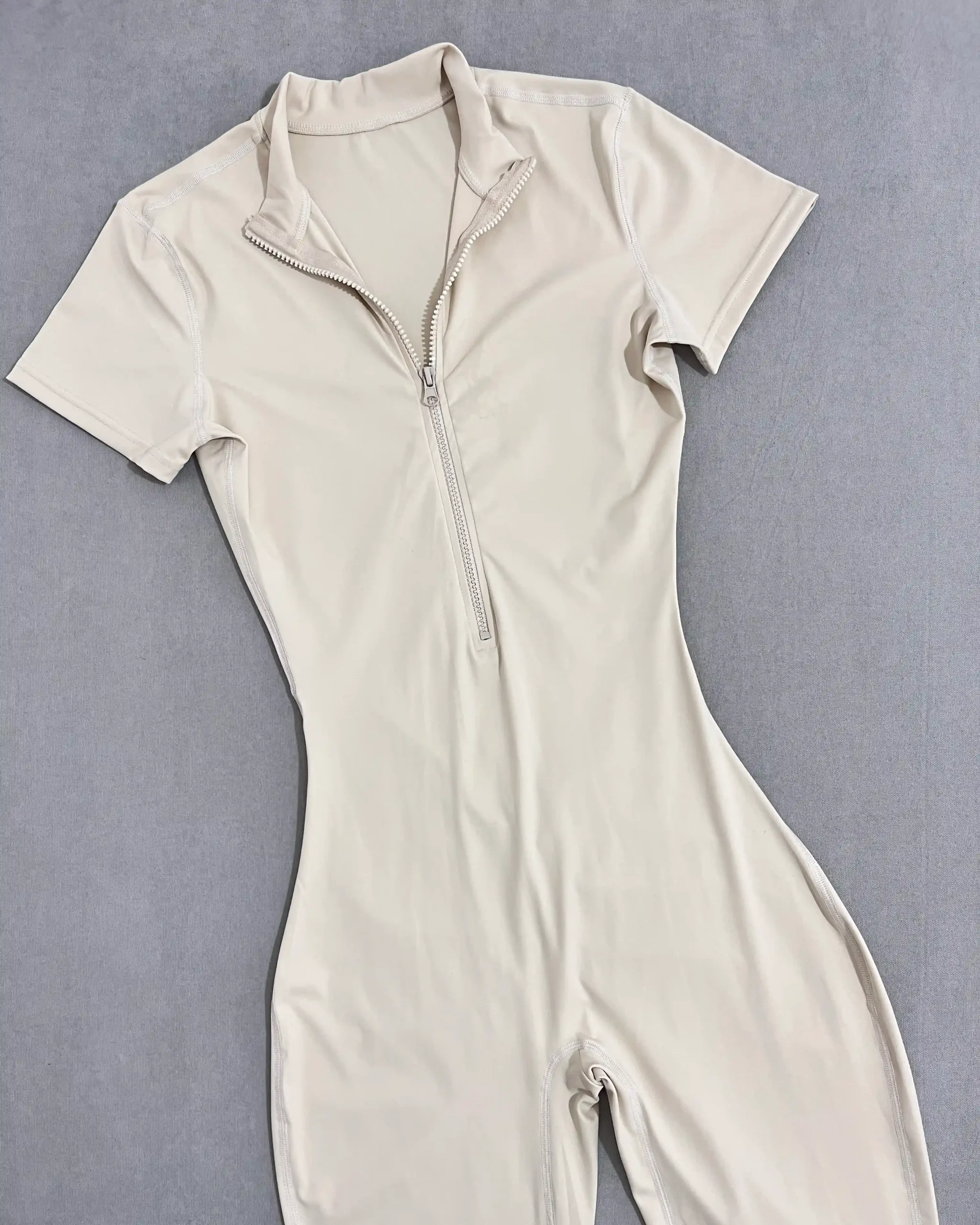 اورال ورزشی آستین کوتاه جلو زیپ دار 1 اورال ورزشی