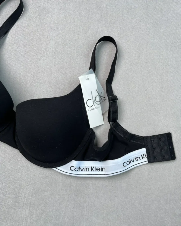 ست شورت و سوتین اسفنجی Calvin Klein کد ۱۱۰۱۵
