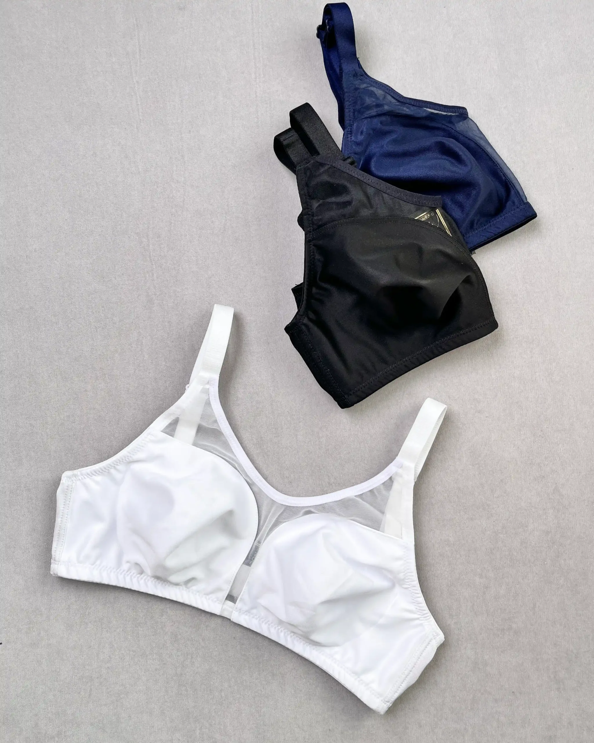 سوتین پرلون پرسی خاتون بدون فنر 5 خرید آنلاین سوتین خاتون بدون فنر در رشت