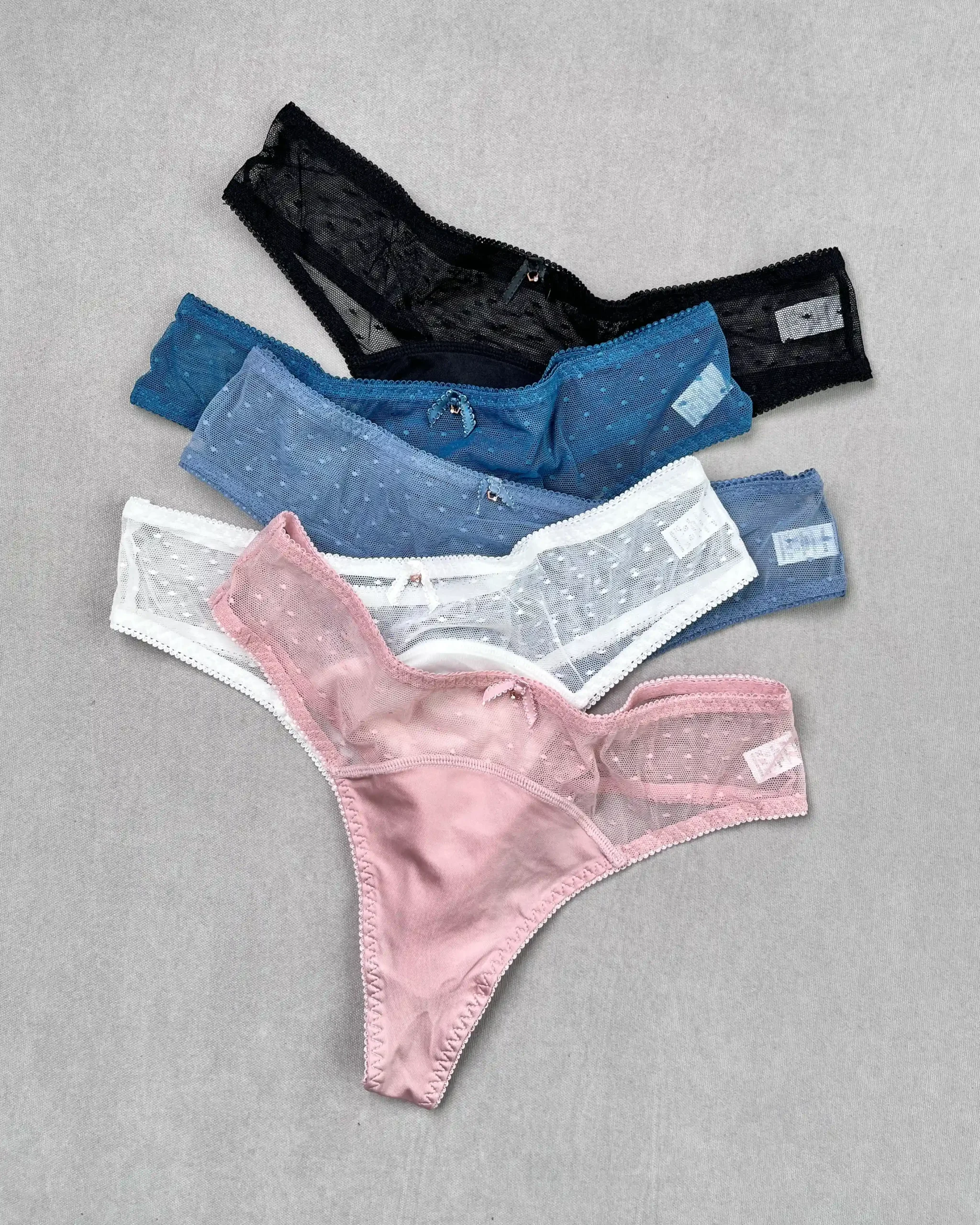Satin-Lace-Backless-Panty-ghertimode شورت بکلس ساتن و گیپور کد ۶۱۲۴