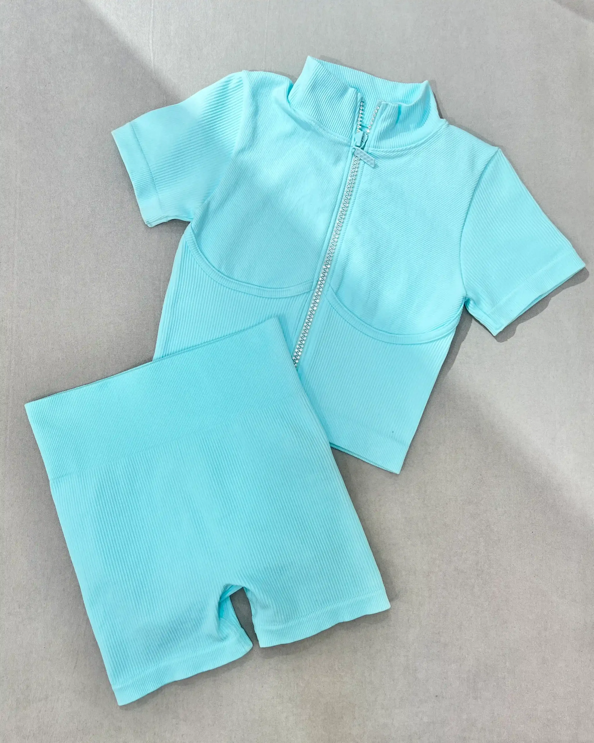 front-zip-sport-set خرید ست ورزشی جلوزیپدار