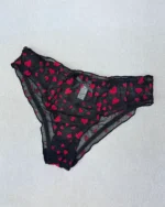 شورت مشکی با قلب قرمز