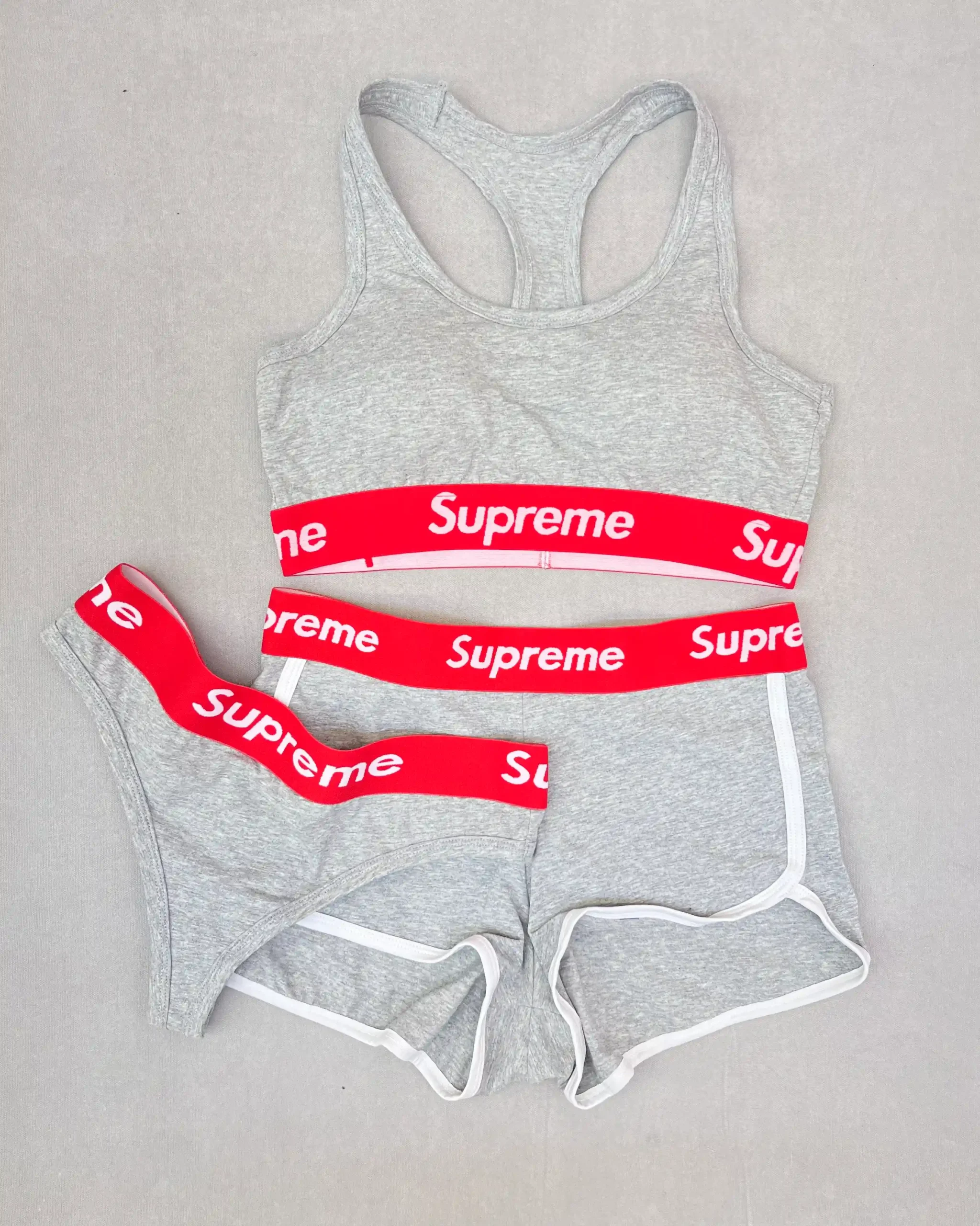 خرید ست سه تکه نیم تنه و شورت لامبادا و شورتک supreme طوسی